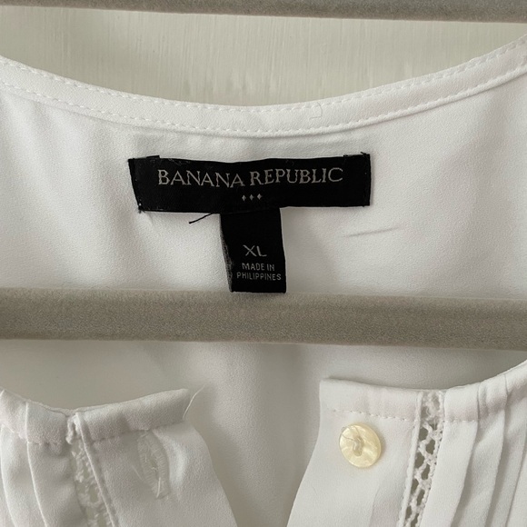 White Blouse Banana Republic - Picture 2 of 5